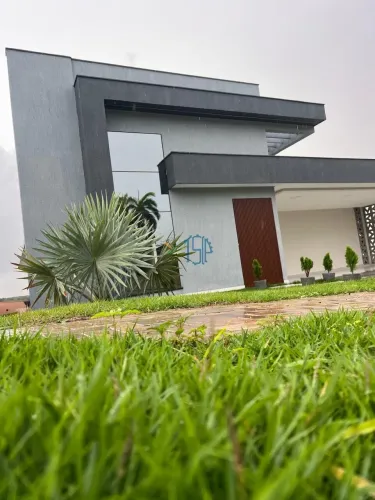 Casa em Condomínio/ condomínio jardim Amsterdã