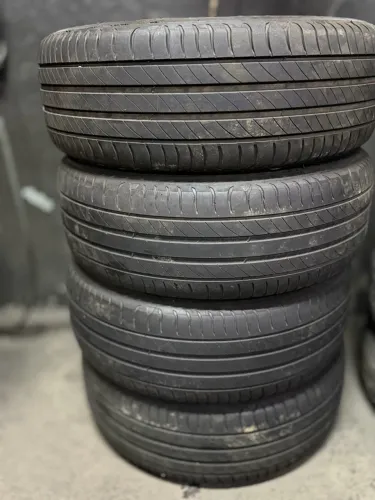 04 pneus 205 55 16 Michelin