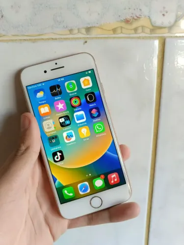 iPhone 8 64gb