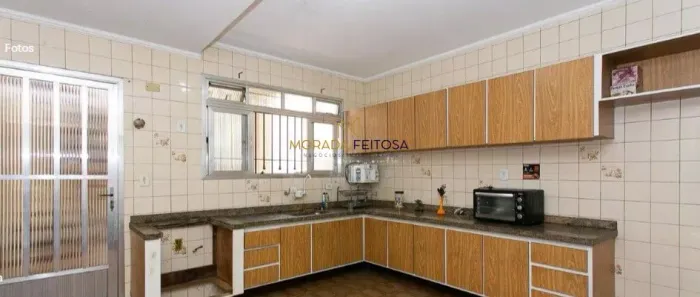 SOBRADO COM 03 QUARTOS E 01 VAGA PARA ALUGAR NO CANGAÍBA