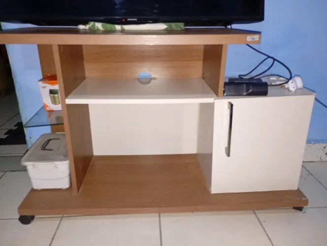 Vende- se Rack pequena