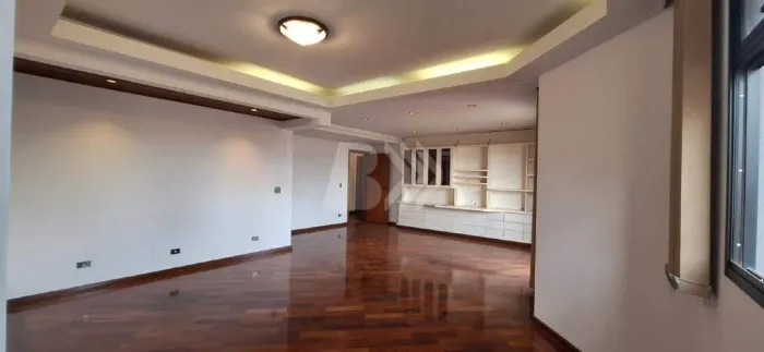 Apartamento à venda no Edifício Tivoli, no bairro Alemães em Piracicaba