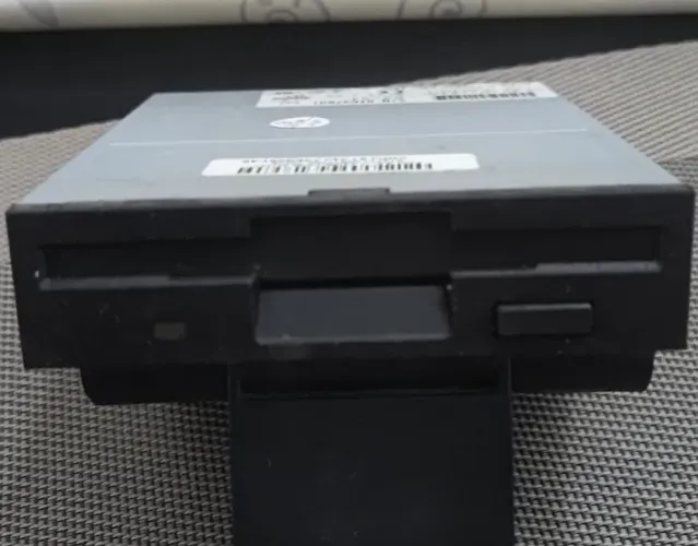 Driver Disquete 3.5 Floppy Driver preto (USADO)