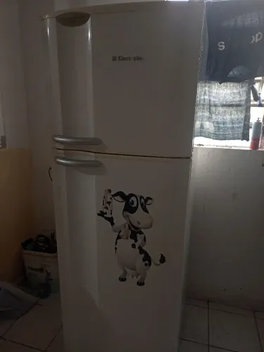 Geladeira Eletrolux gelo seco