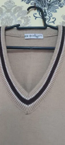 Colete masculino em tricô