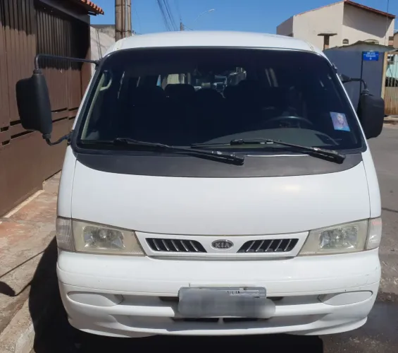 Kia Motors Besta GS 2.7 8V 12L Diesel 2000