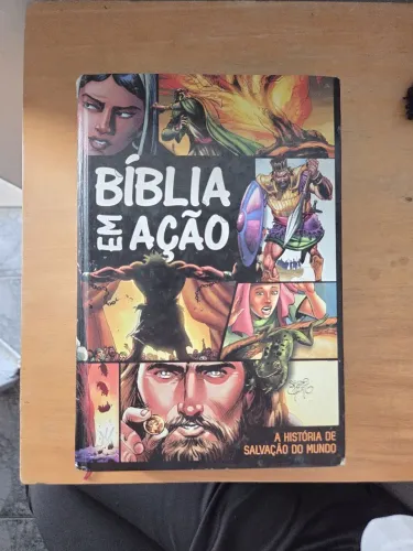 Bíblia em ação - capa dura