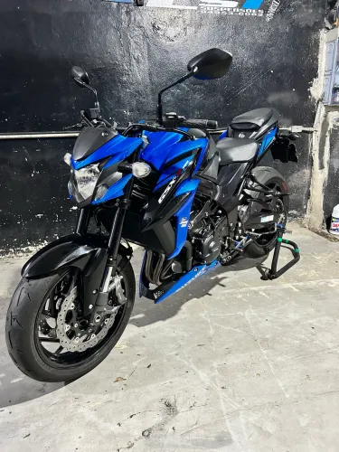 Gsx-s750 