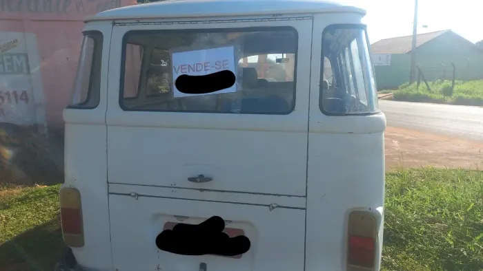 Volkswagen Kombi Standard/ Luxo/ Serie Prata 1991