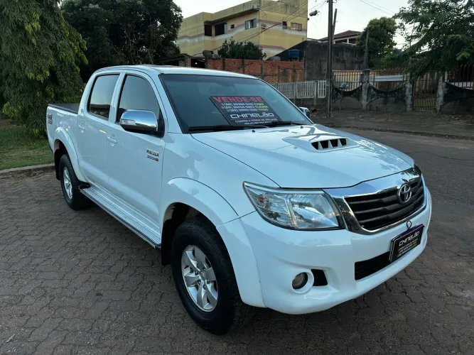Toyota Hilux CD SRV D4-d 4X4 3.0 TDI Diesel AUT 2015