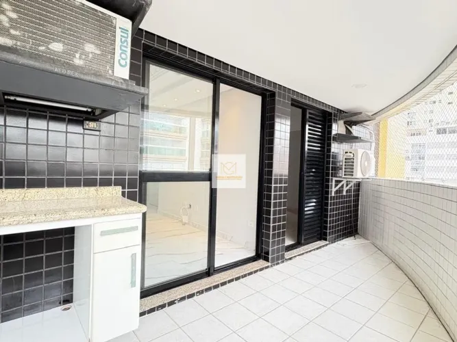 Apartamento de frente, reformado, com 145 m², 3 dormitórios, 2 vagas demarcadas e lazer na