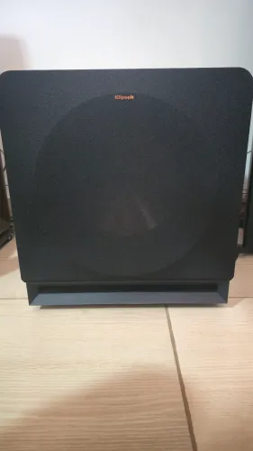 Subwoofer Klipsch RP-1200SW.