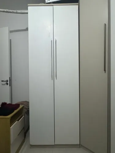 Guarda roupa duas portas