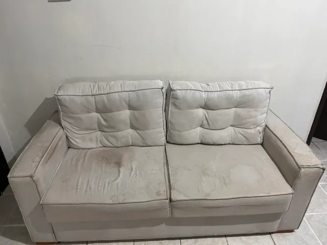 Sofá dois lugares