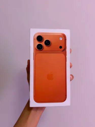 Apenas a Caixa IPhone 17 Pro Max Laranja