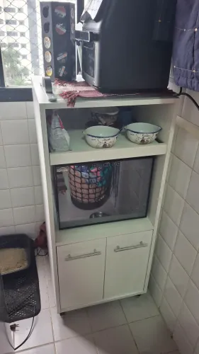 Armario de cozinha com espaco pra adega ou microonda bancada deslizante e armario inferior