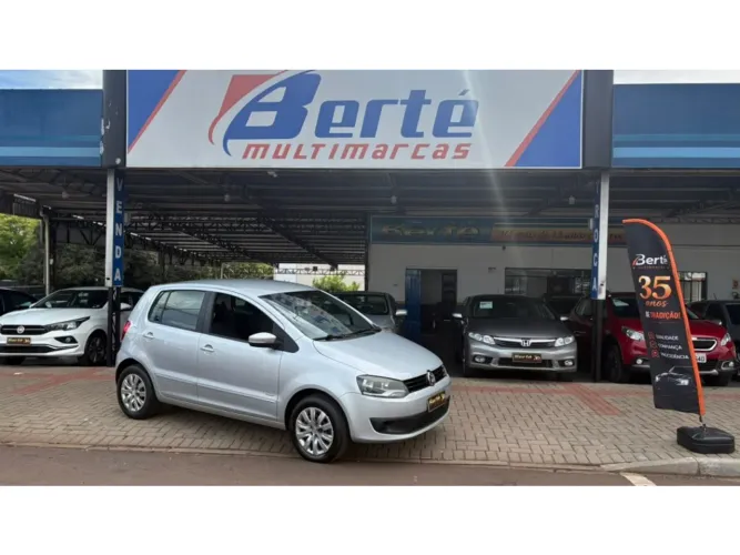 Volkswagen Fox 1.0 MI Total Flex 8V 5P 2013