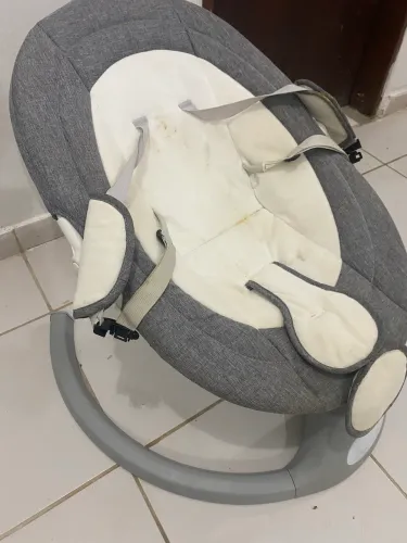 Cadeira de balanço elétrica bebê
