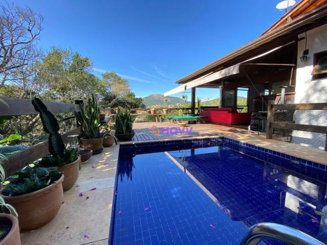 Casa à venda, 256 m² por R$ 1.300.000,00 - Pendotiba - Niterói/RJ