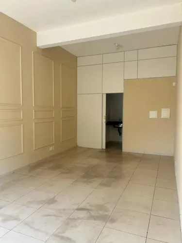 Loja Comercial 32 m² para Alugar Av. Érico Veríssimo, Rio Branco / BH