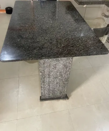 Mesa de granito