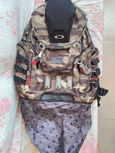 MOCHILA OAKLEY KITCHEN CAMO 9/10