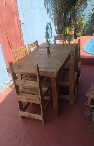 Mesa Rústica em Madeira Maciça 