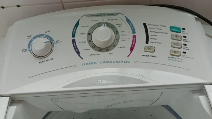 Máquina de lavar roupas Electrolux 12 kg