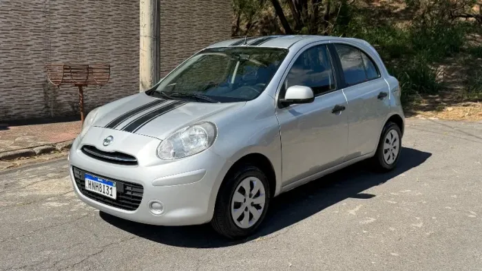 Nissan March S 1.6 16V Flex Fuel 5P 2012