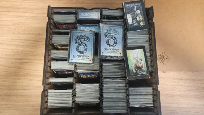 Coleção Shadowrun Tcg Card Game Com Caixa Bucaneiros