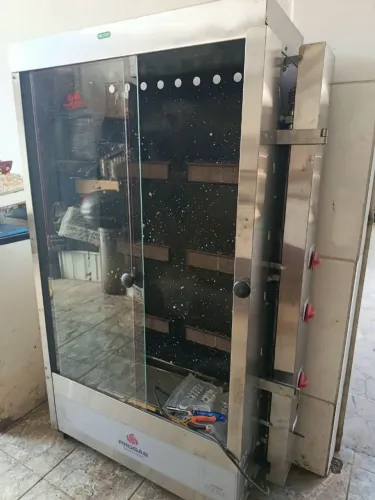 Máquina de assar frango progás