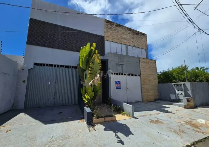 GALPÃO COMERCIAL PARA LOCAÇÃO EXCELENTE LOCALIZAÇÃO NO BAIRRO COROA DO MEIO
