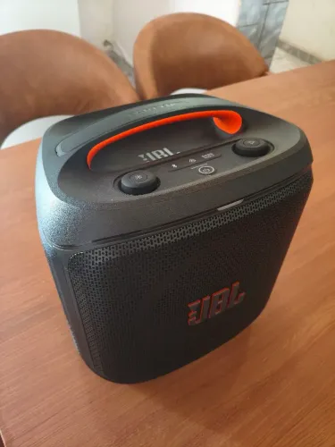 Vendo JBL Encore 2 pouca usada