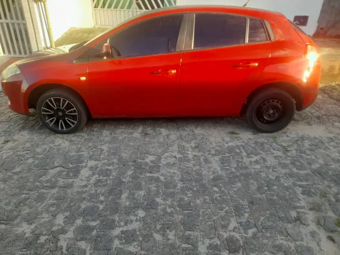 Fiat Bravo Essence 1.8 Flex 16V 5P 2012