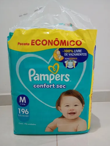 Vendo Pacotão de Fraldas, Pampers Confort Sec, Tamanho M