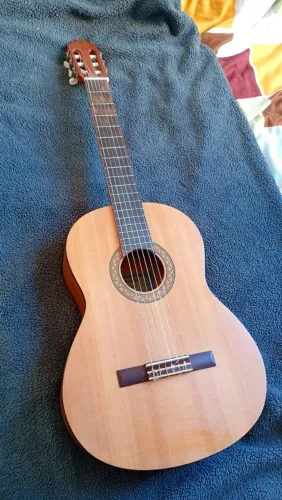 Violão Yamaha C40M