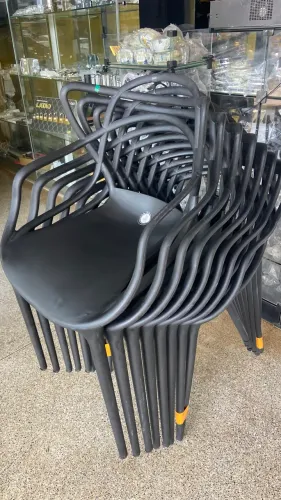 Cadeira alegra preta 