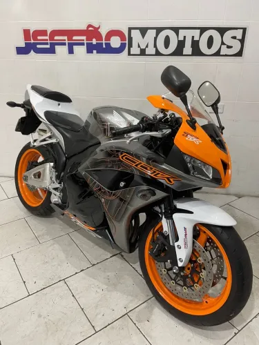HONDA CBR 600RR 2011 7.000 KM