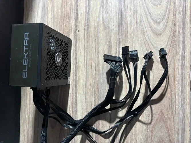 Fonte rise mode 650w