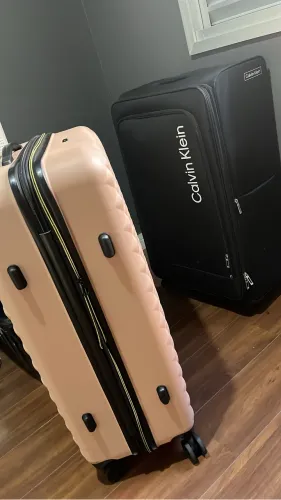 Vendo duas malas de 32kg hoje! Torrando.