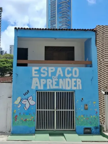 Casa/Ponto comercial para venda tem 143 metros quadrados com 9 quartos em Praia do Meio -