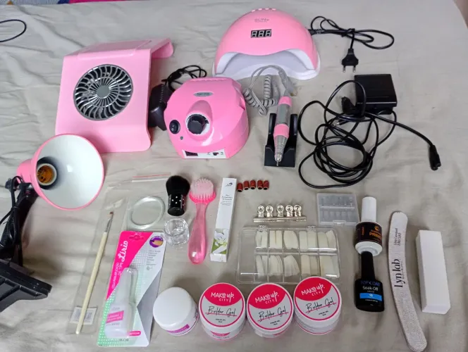 VENDO ESSE KIT PARA UNHA EM GEL
