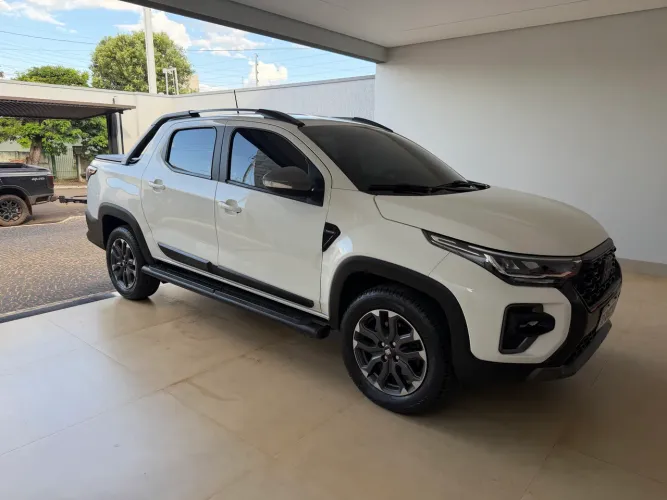 Fiat Strada Ultra 1.0 Flex Turbo CD Aut. 2025