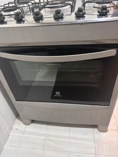 FOGÃO 5 BOCAS ELECTROLUX - POTÊNCIA E ELEGÂNCIA