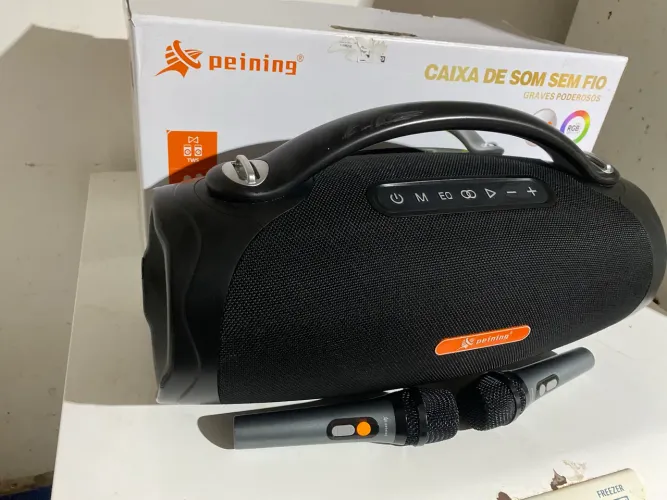 Caixa de som peining 