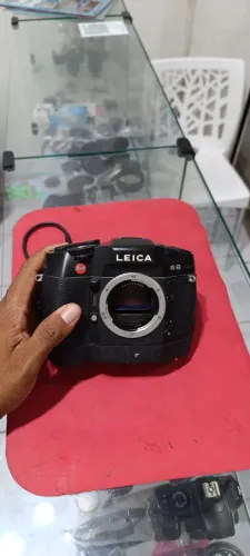 Leica R8