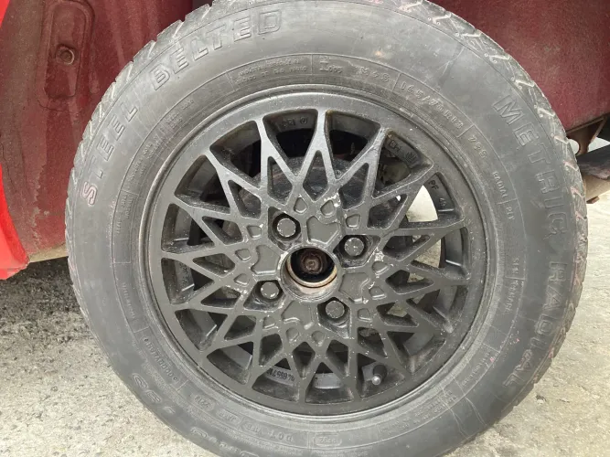 Aro 13 original do Chevrolet Monza Classic SL/E.