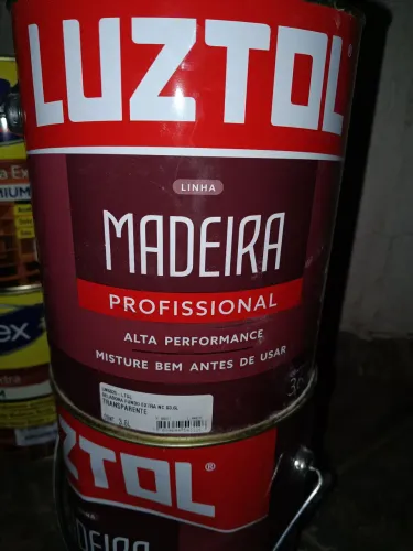 Seladora de madeira 