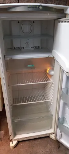 Geladeira consul facilite frost free