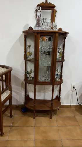 Cristaleira Antiga Machetada